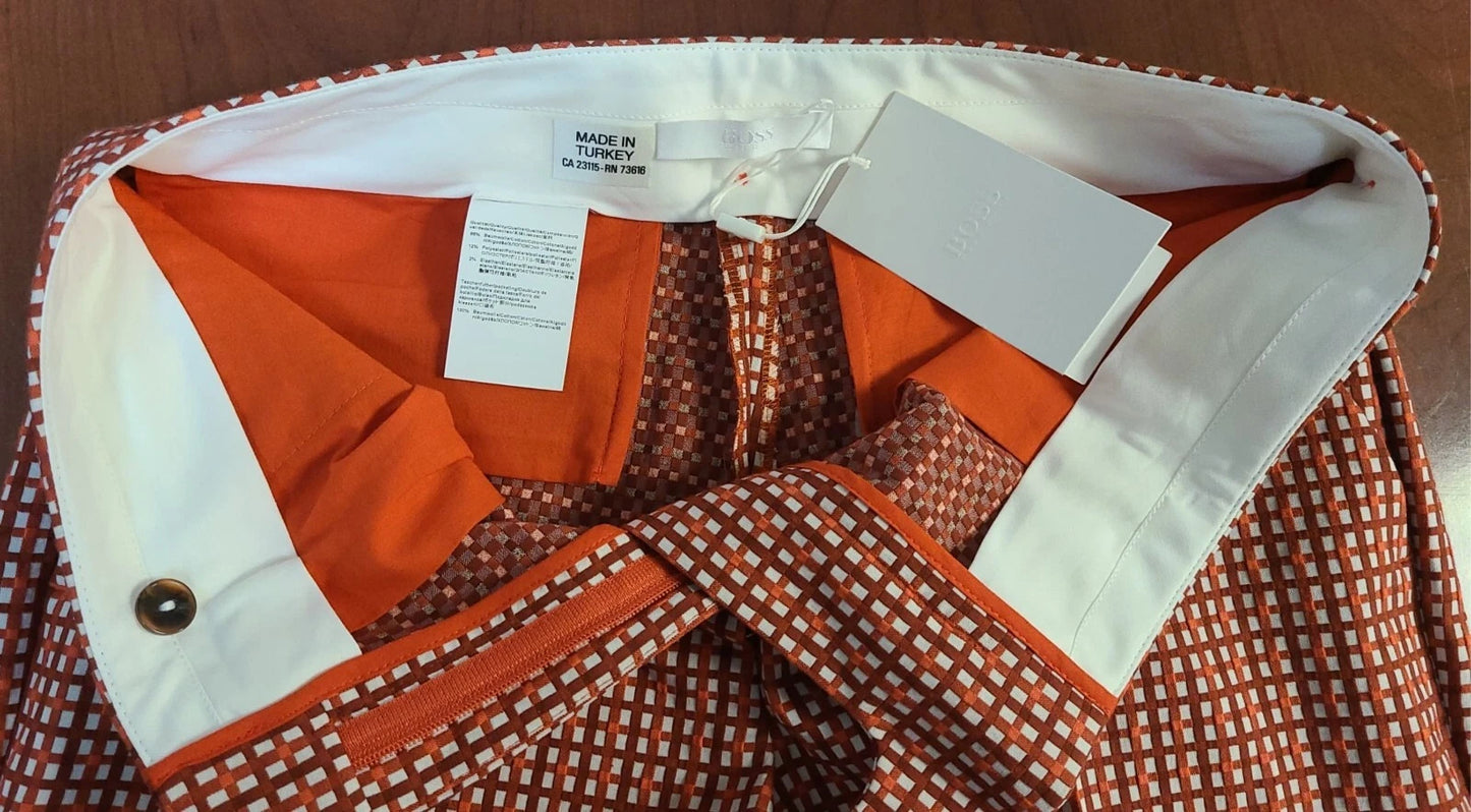 $850 - HUGO BOSS Women 2-Piece Suit with Pants in Red Houndstooth - Size 4 /26