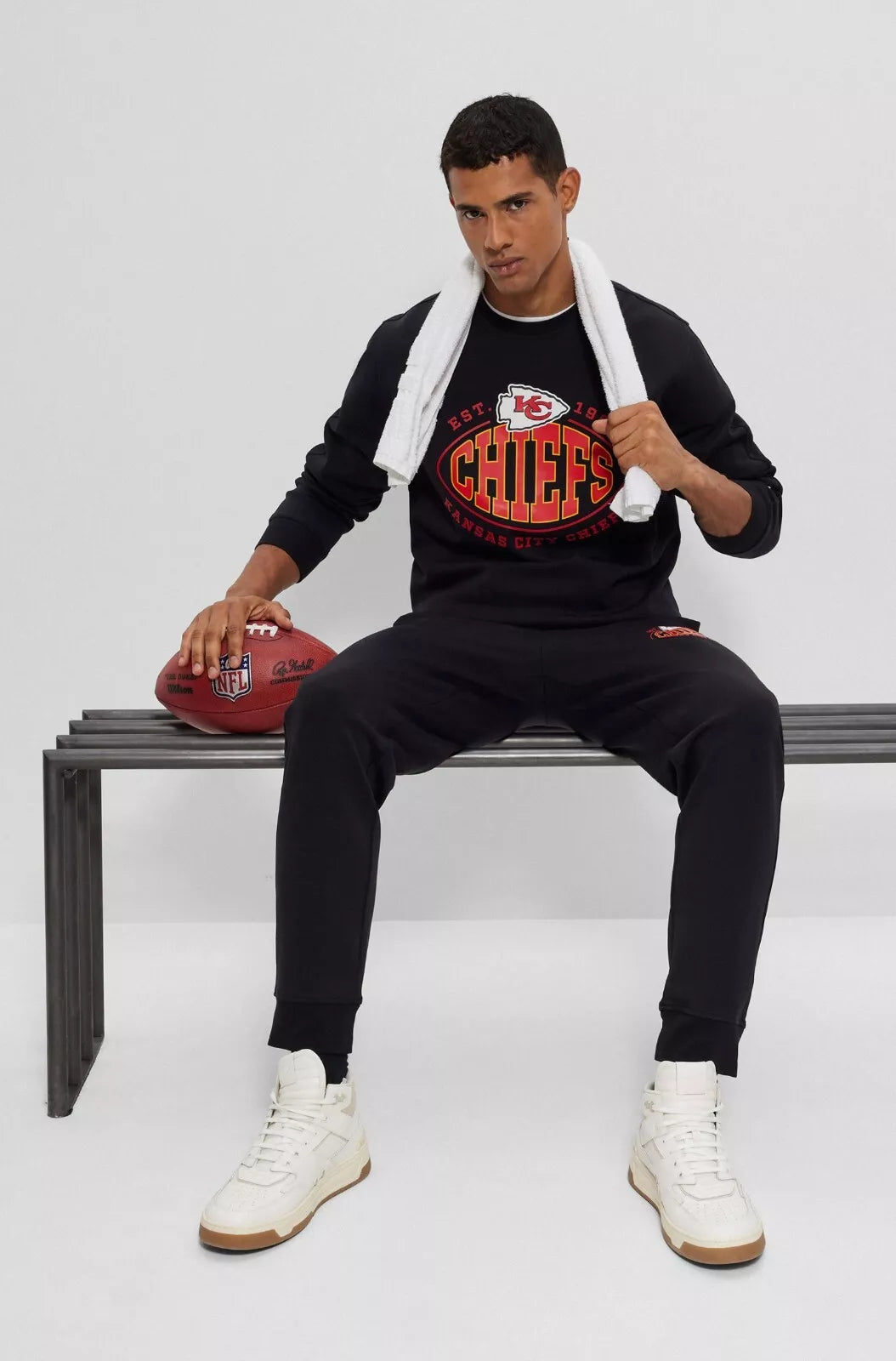 BOSS X NFL Sport Kansas City Chiefs Crewneck Sweatshirt Regular Fit - Size XL
