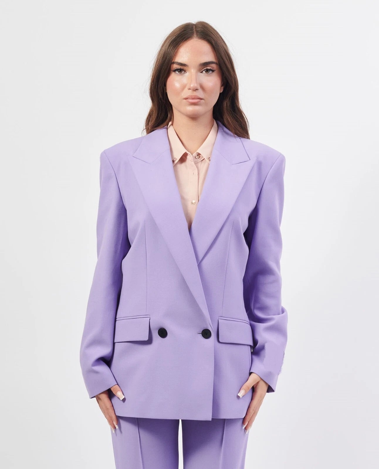$750 - HUGO BOSS Women 2-Piece Suit with Pants in Purple - Size 4 / 26