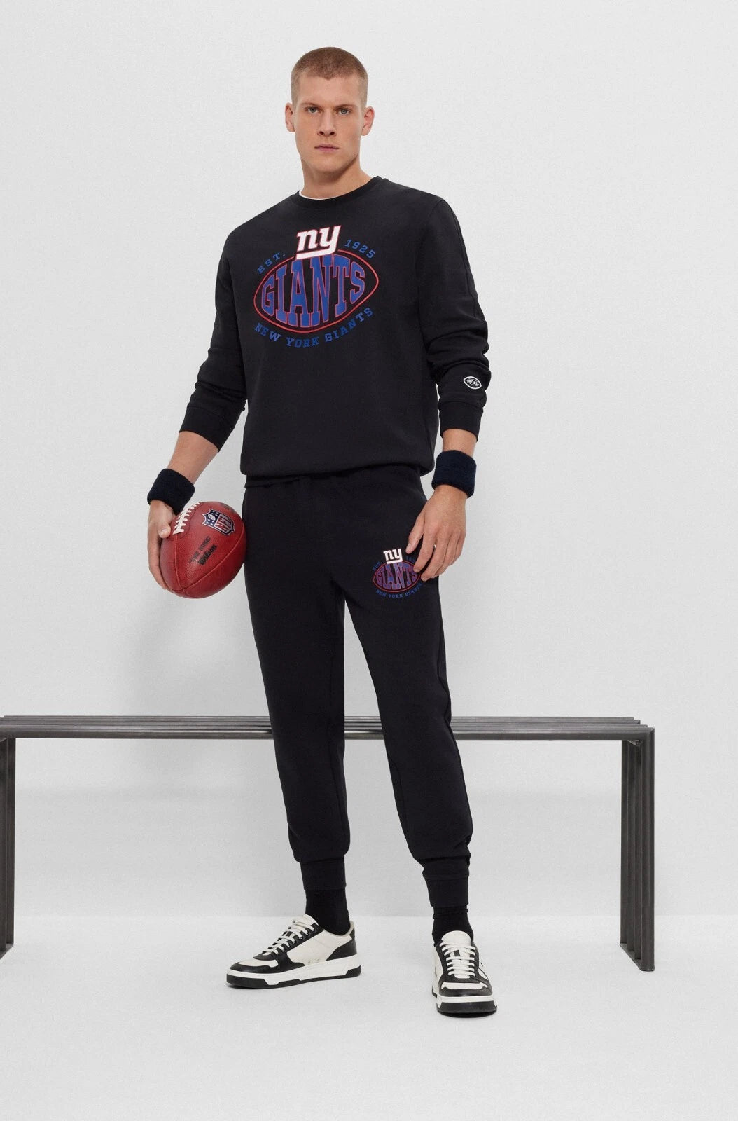 BOSS X NFL Sport NY Giants Crewneck Sweatshirt in Black Comfort Stretch - Size M