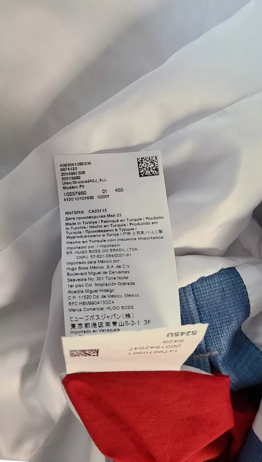 $1,395 - HUGO Modern Fit Double-Breasted Suit Performance Super Flex - M