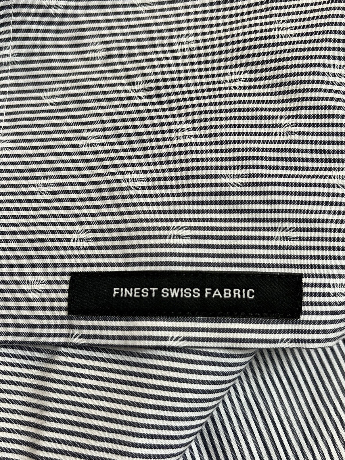 HUGO BOSS Jason Slim Fit Dress Shirt Travel Line Made in Italy - Size 15.5 / 39