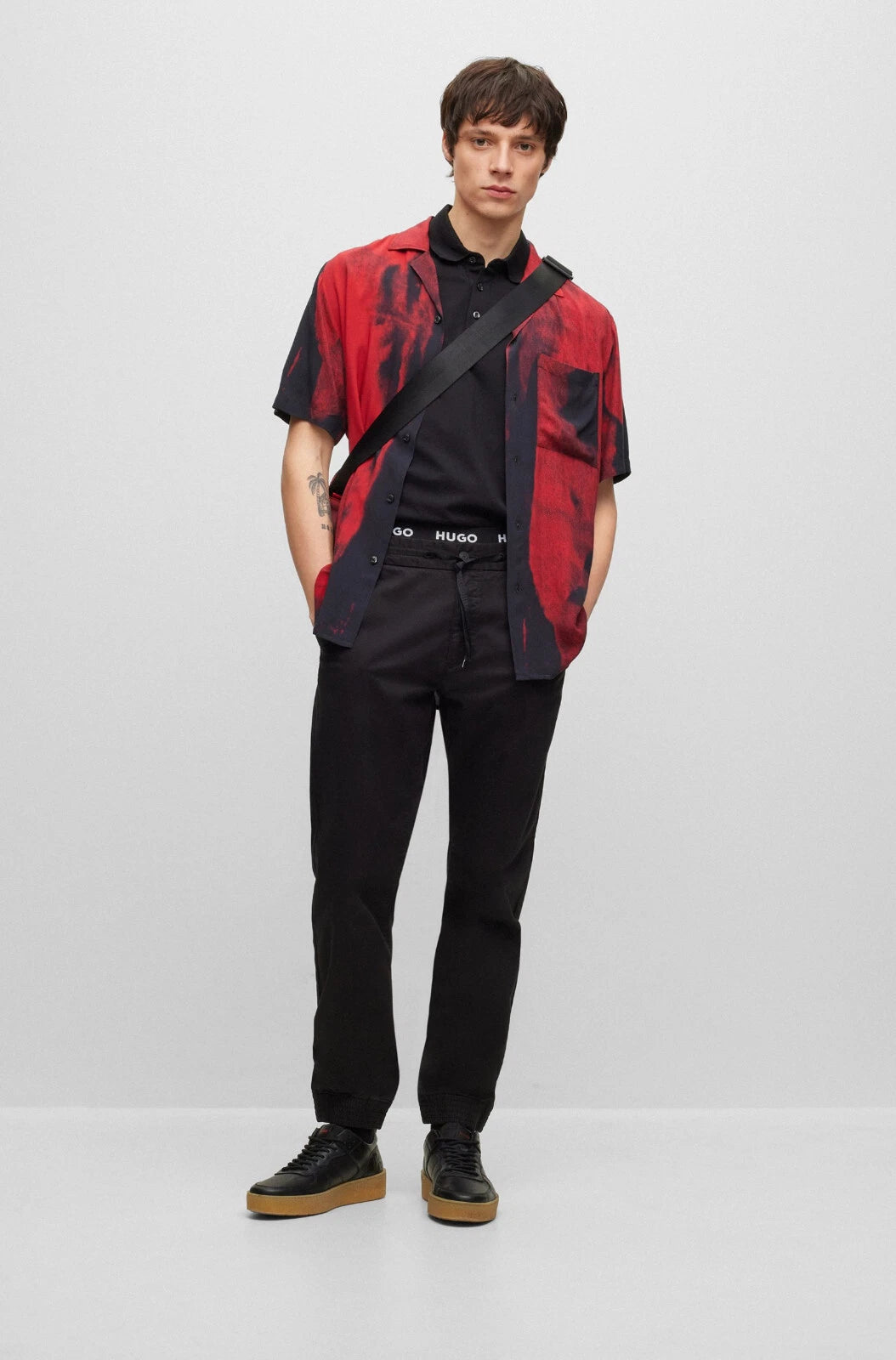 HUGO BOSS Slim Fit Pants Trousers in Cotton Stretch Gabardine - Size 32 x 32