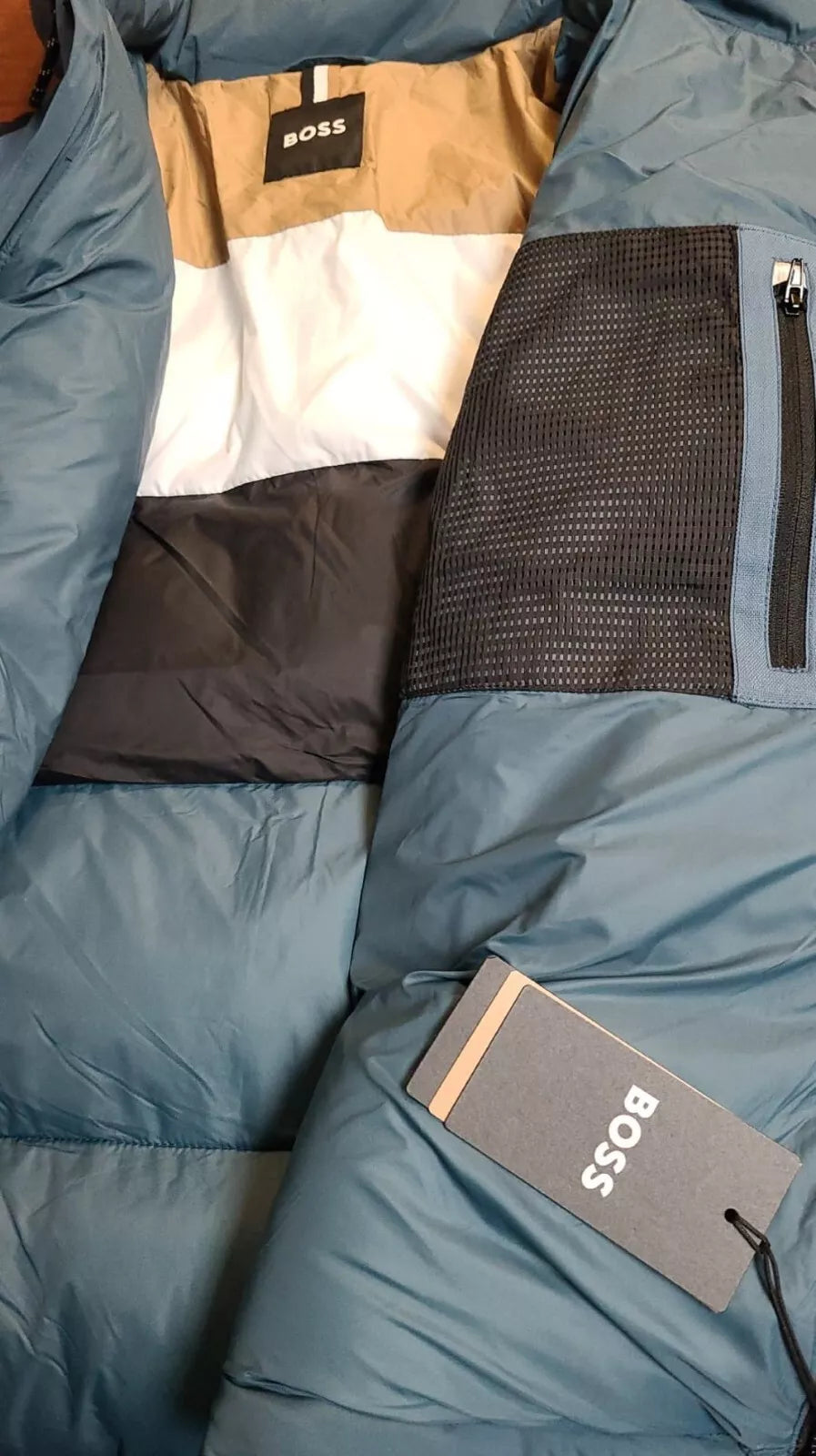 $595 - BOSS Corado Water Repellent Hooded Jacket Regular Fit in Teal - Size 38R