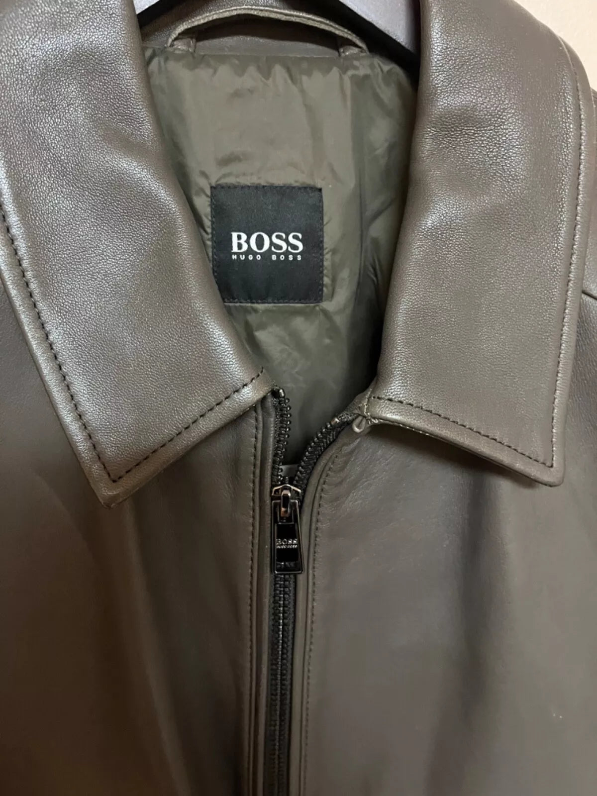 $645 - HUGO BOSS Gonel Leather Flight Jacket Ribbed Trims Regular Fit - Size 38R