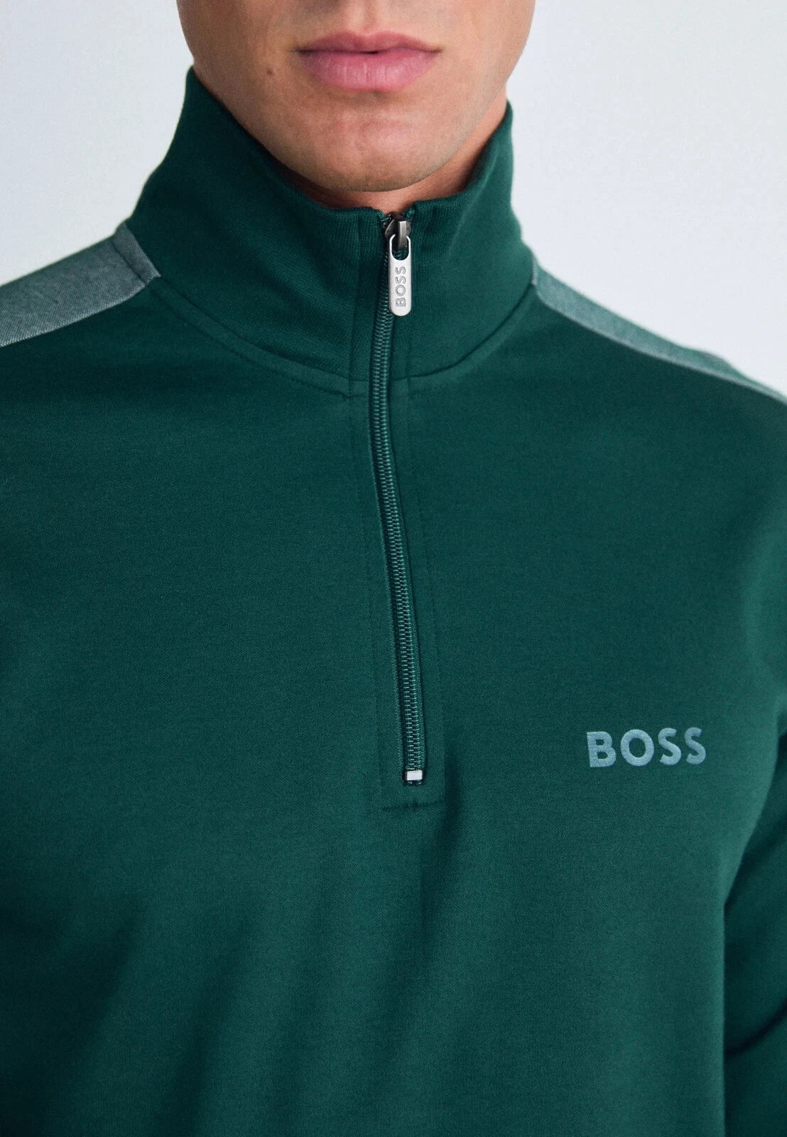 BOSS Quarter Zip Pullover Tracksuit Jacket Sweater with Logo in Green - Size M