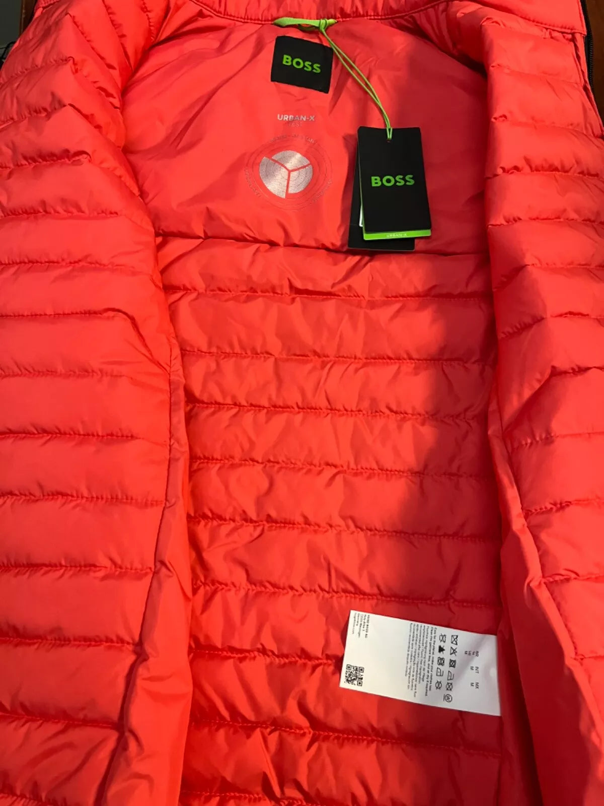 BOSS Urban-X Water Repellent Gilet Lightweight Insulated Vest Regular - Size M