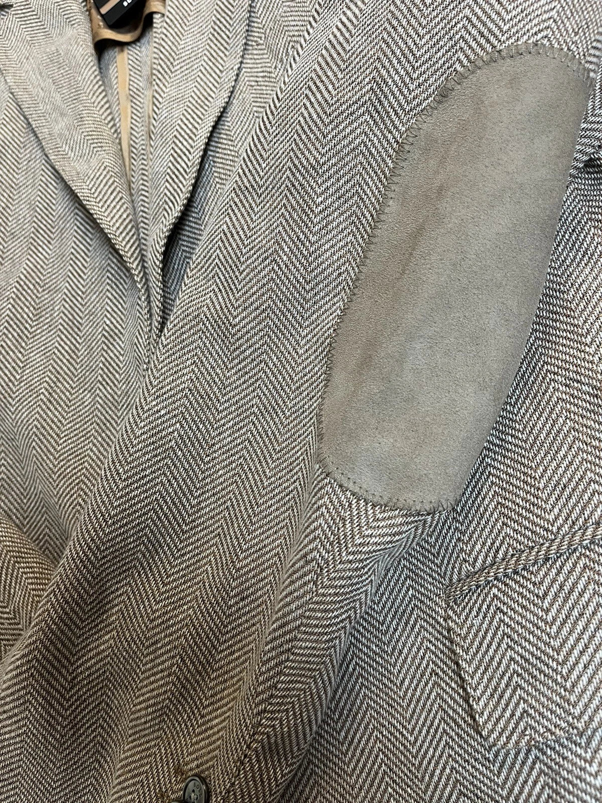 $695 - BOSS Sport Jacket Herringbone Cotton and Virgin Wool Slim Fit - Size 38R