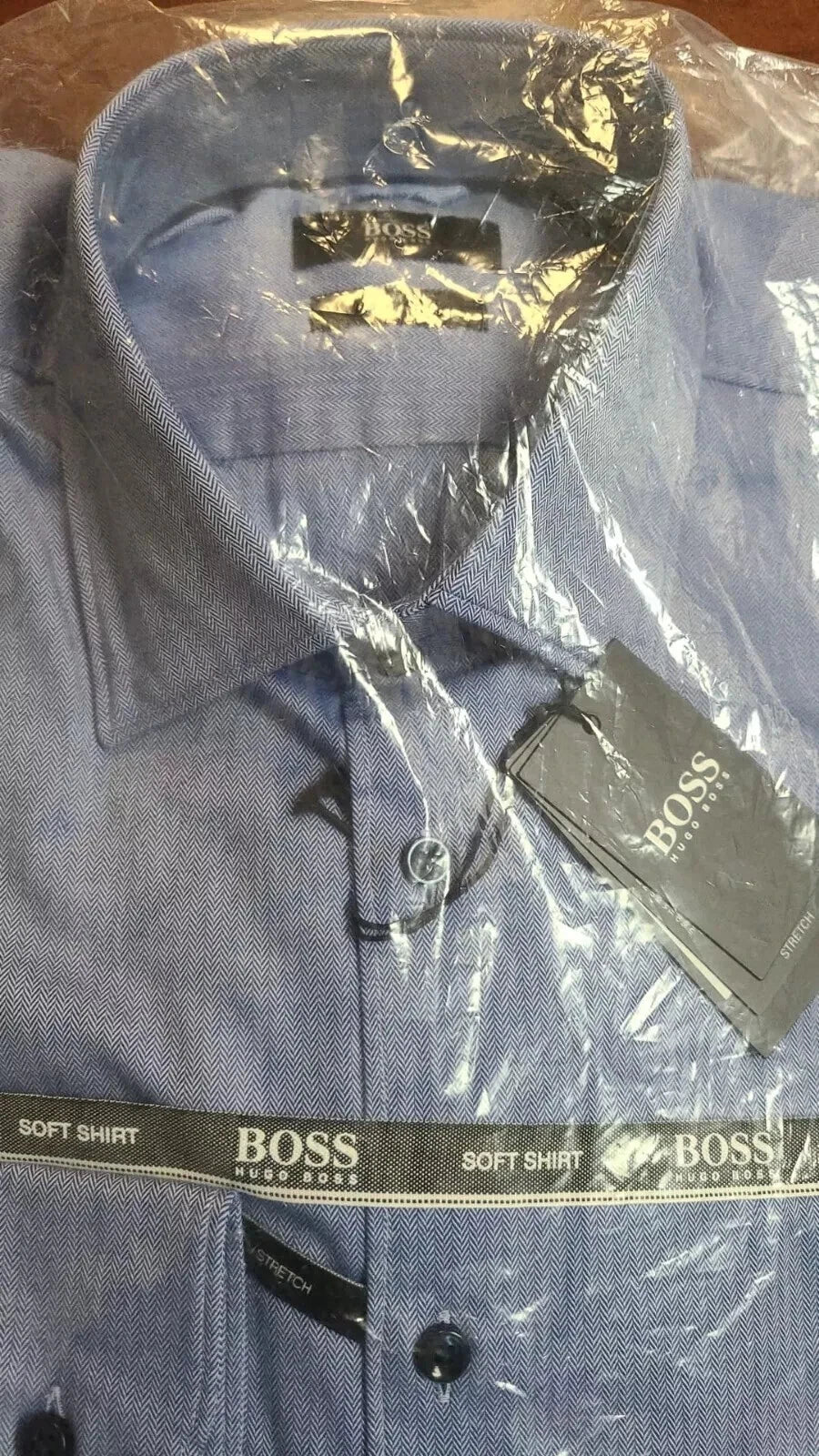 HUGO BOSS Herringbone Dress Shirt Slim Fit Soft Stretch Cotton - Size 15.5 / 39