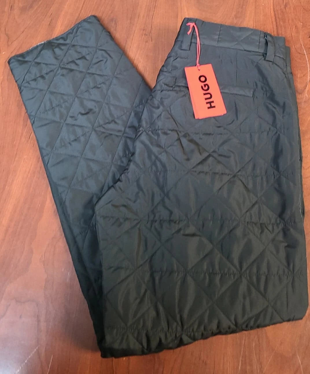 HUGO BOSS Regular Fit Pants Trousers Water Repellent Quilted Fabric  - Size 32R