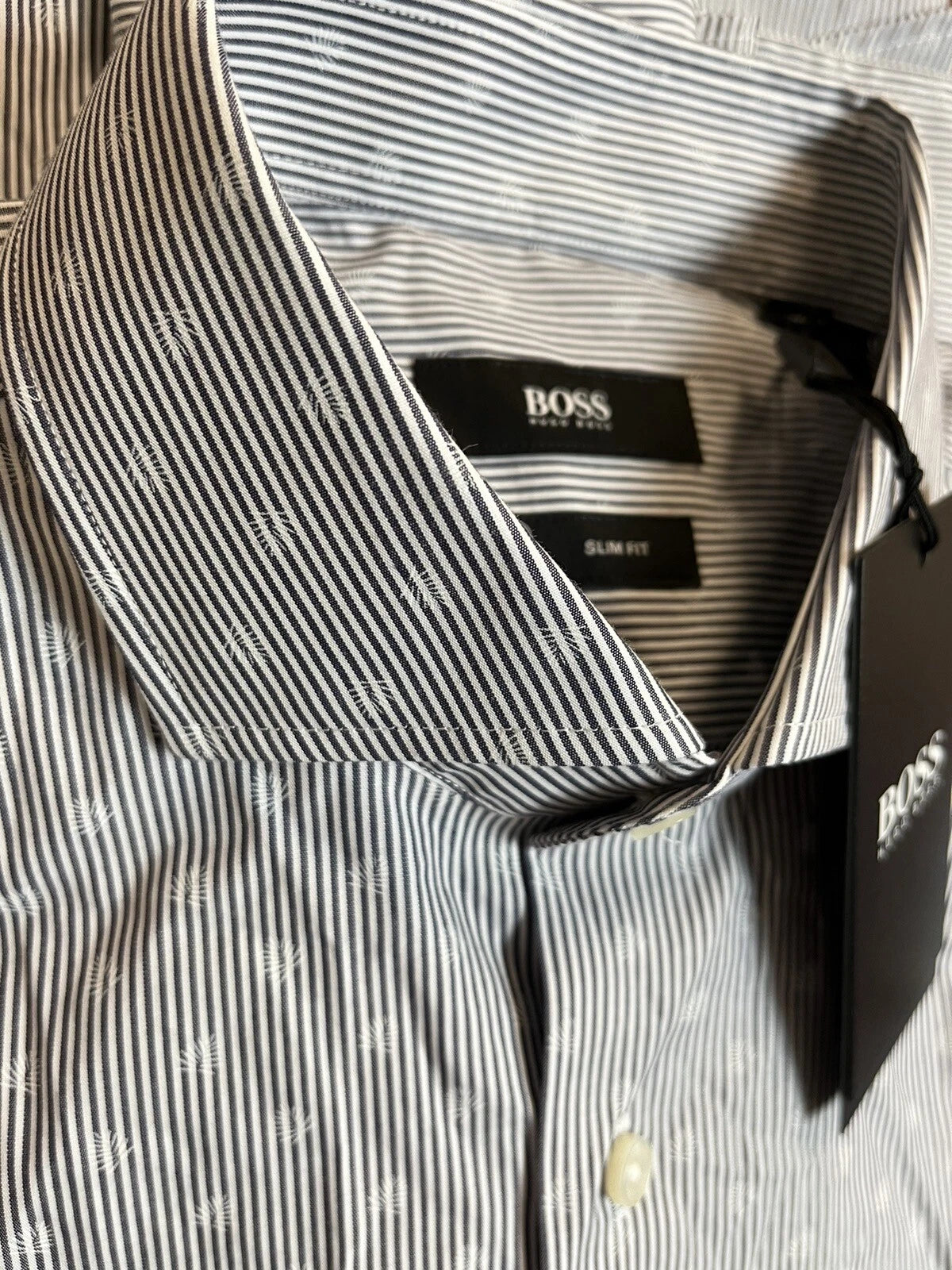 HUGO BOSS Cotton Dress Shirt Travel Line Slim Fit Made in Italy - Size 15.5 / 39