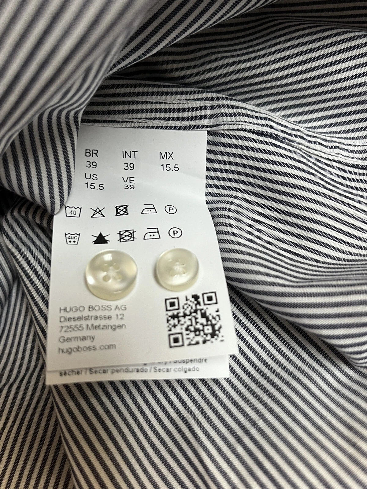 HUGO BOSS Jason Slim Fit Dress Shirt Travel Line Made in Italy - Size 15.5 / 39