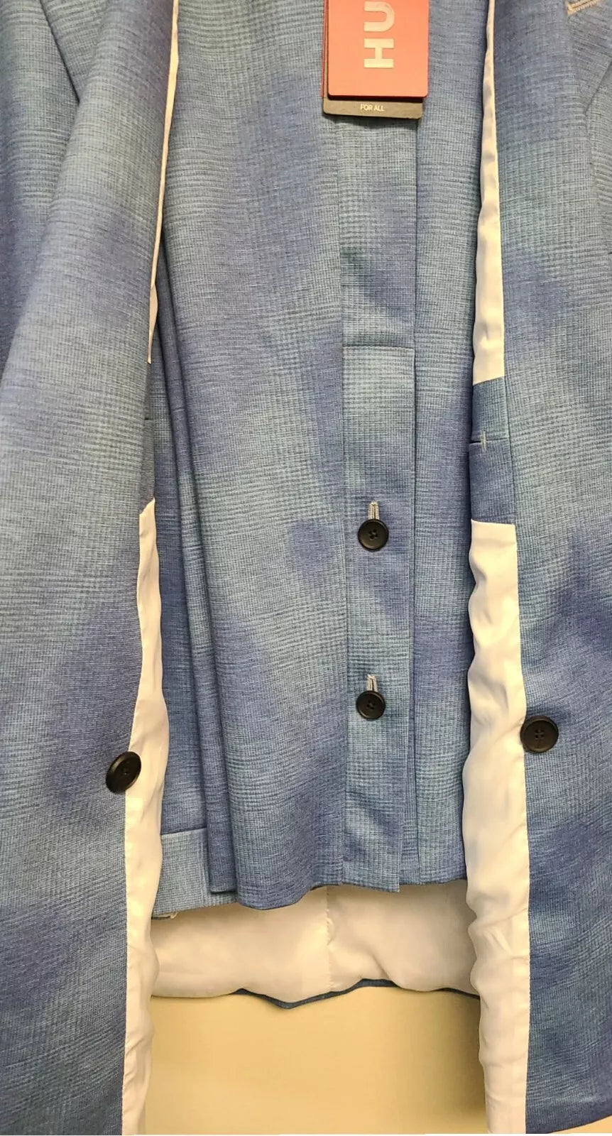 $1,395 - HUGO Modern Fit Double-Breasted Suit Performance Super Flex - M