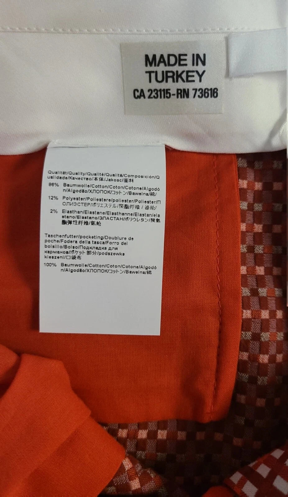 $850 - HUGO BOSS Women 2-Piece Suit with Pants in Red Houndstooth - Size 4 /26