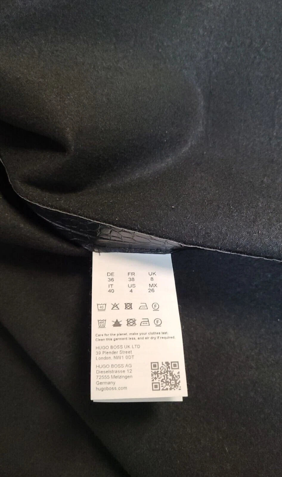 $595 - HUGO BOSS Shirt Dress Short Sleeved Black with Belt - Size 4 /26