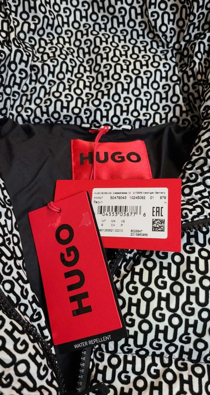 $495 - HUGO BOSS Boxy Fit Padded Jacket with All Over Monograms - Size S / CH