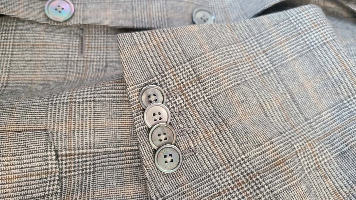 BOSS Regular Fit Jacket Checked Virgin Wool Sport Coat Italian Fabric - Size 38R